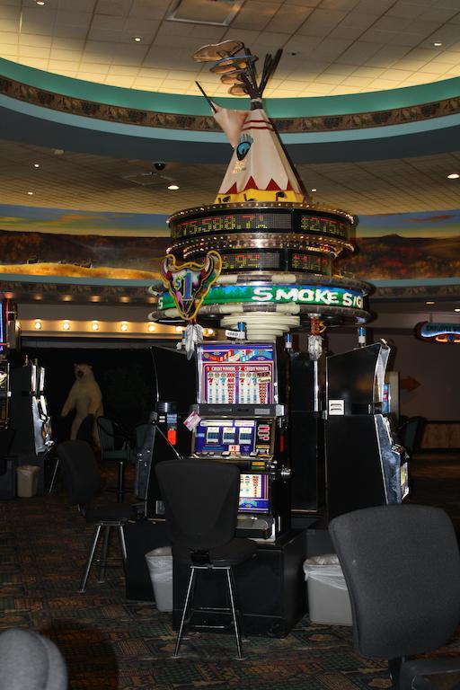 Bear Claw Casino & Hotel Kenosee Park Екстериор снимка
